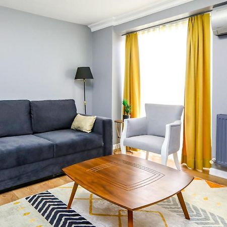 Vibrant Flat 500 M To Uskudar Ferry Station Apartment Istanbul Exterior foto